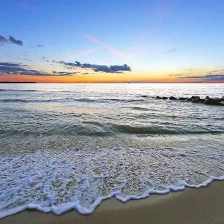 517, Seepark Apartment *