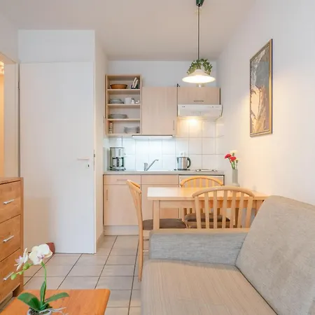 517, Seepark Apartment